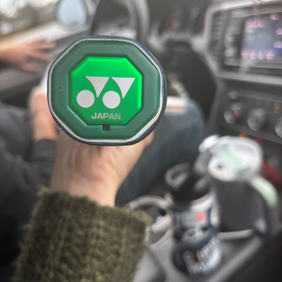 Yonex Tennis Racket - Picture 6 of 7